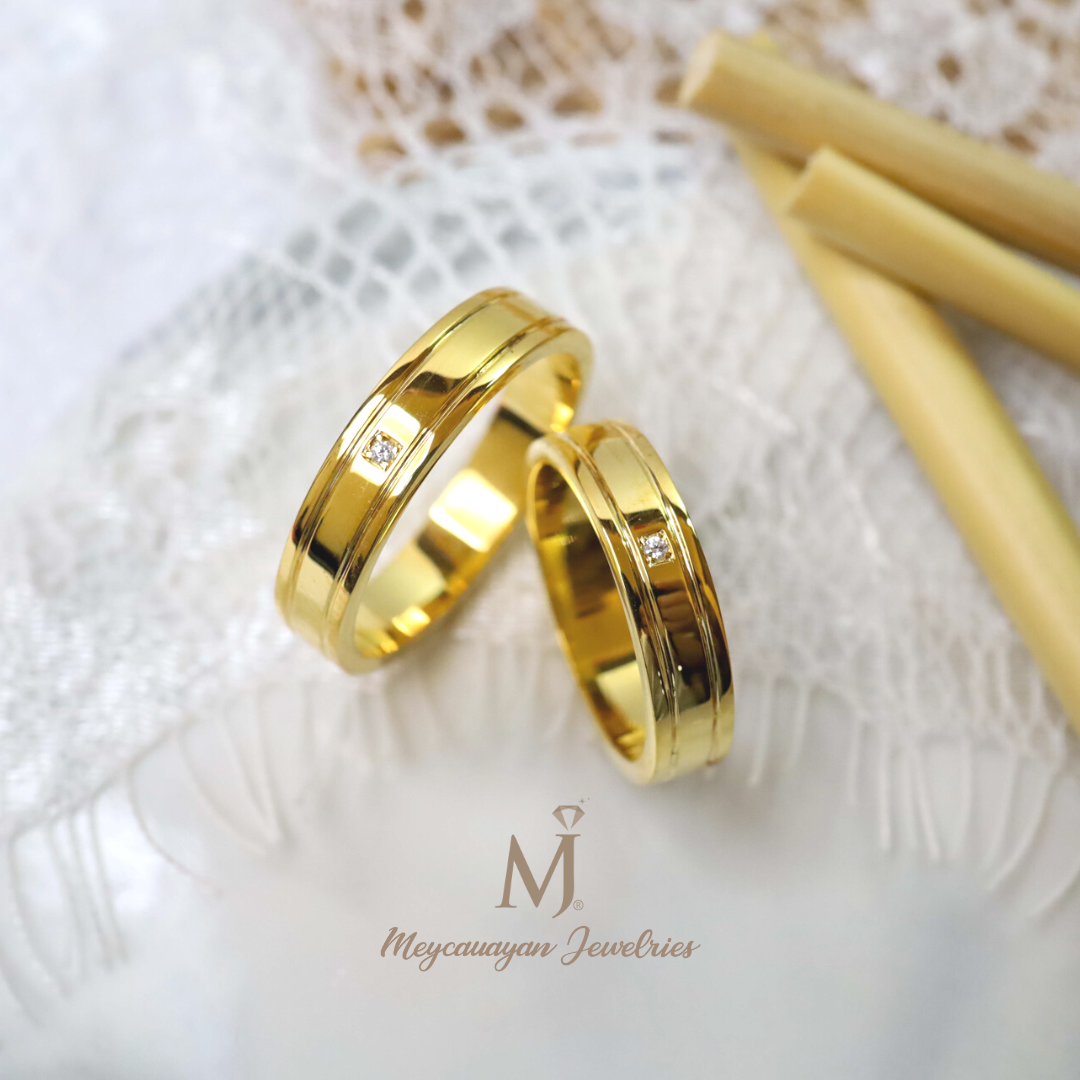 yellow gold wedding rings